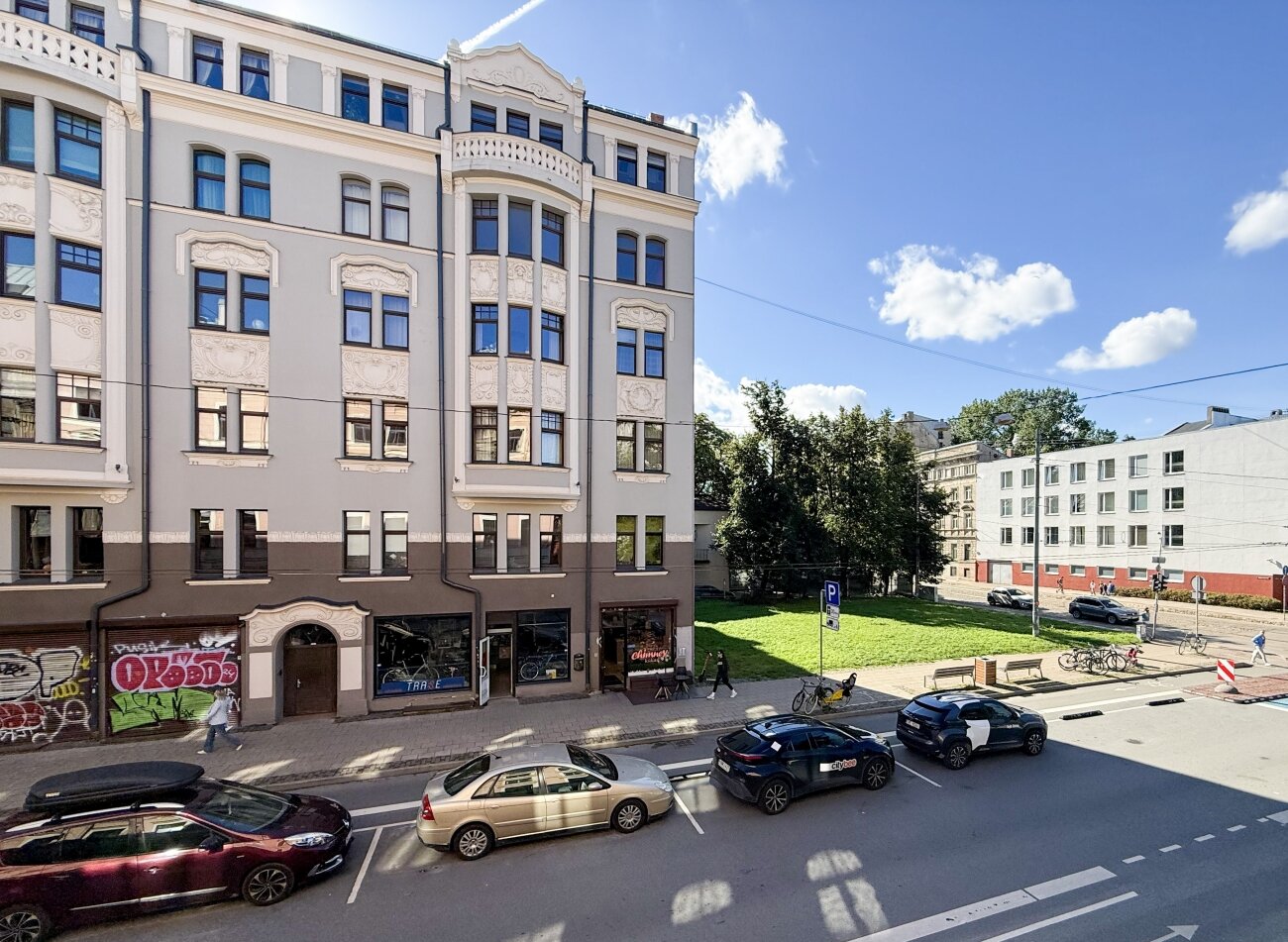 Bruņinieku 41