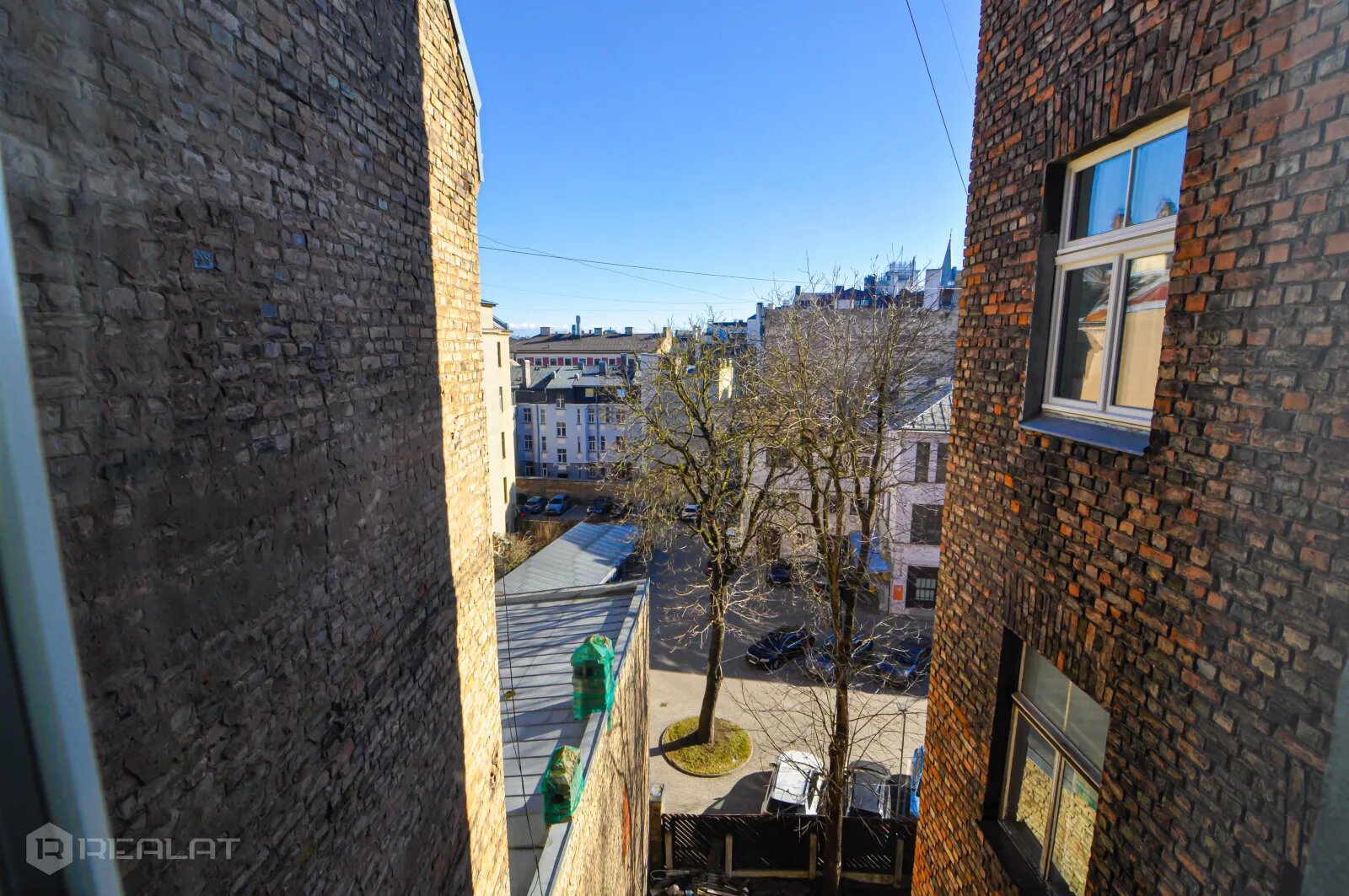 Brīvības 68