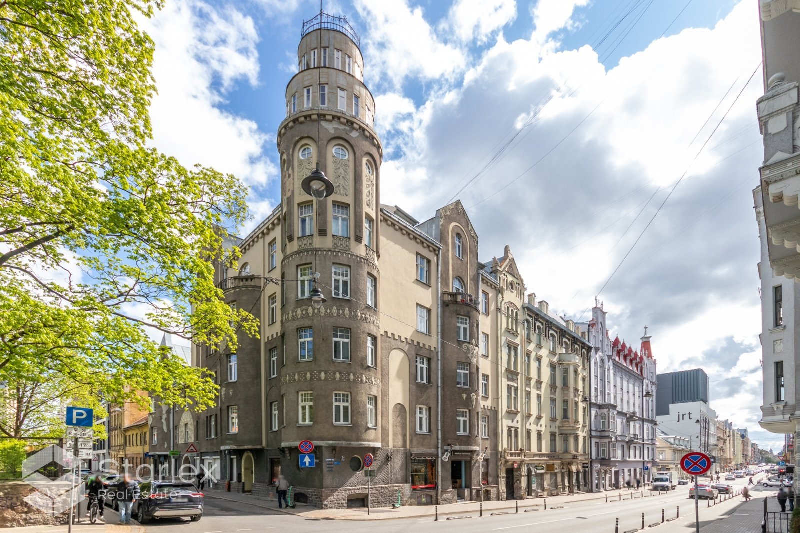 Lāčplēša 21