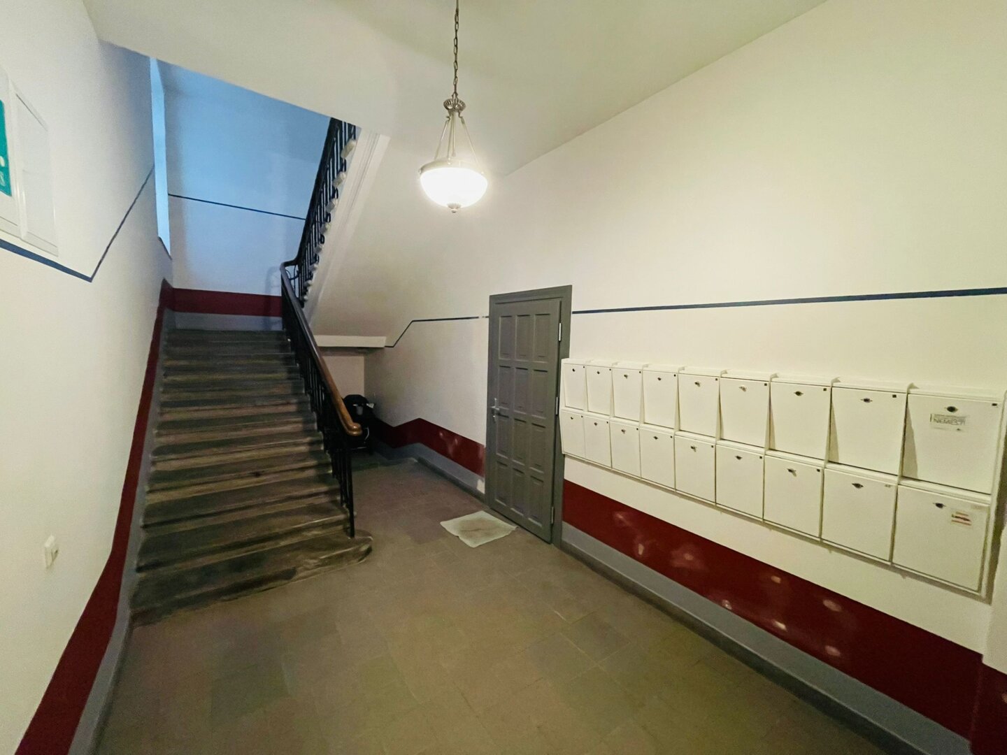 Brīvības 85