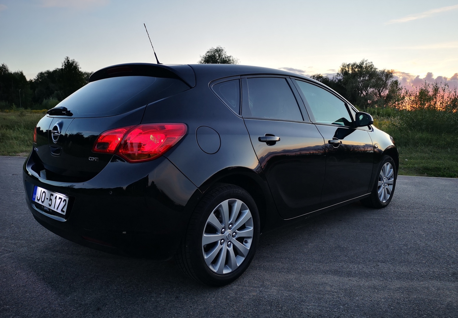 Opel astra j 2011