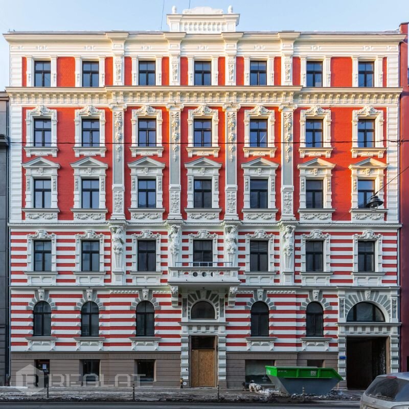 Lāčplēša 36