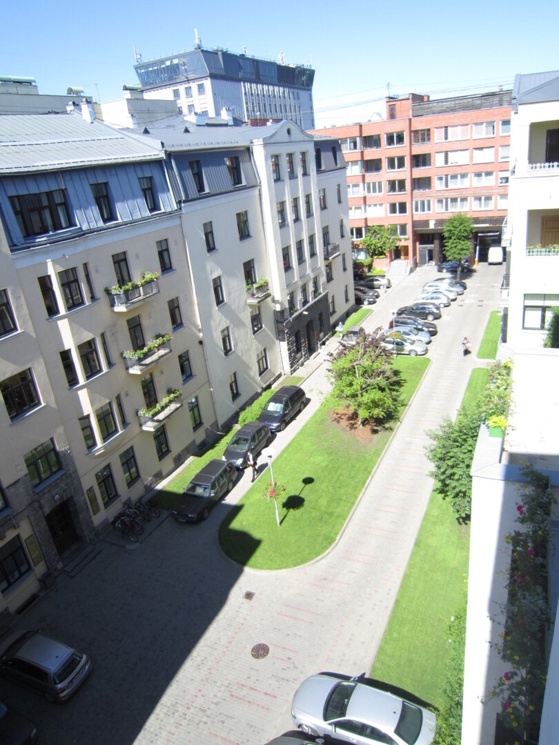 Valdemāra 33