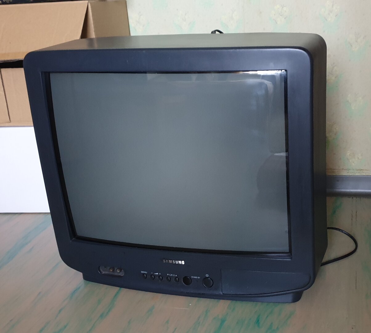 PP Elektrotehnika Krāsainie (vienkāršie) televizori: 10.00€ Продаю ...