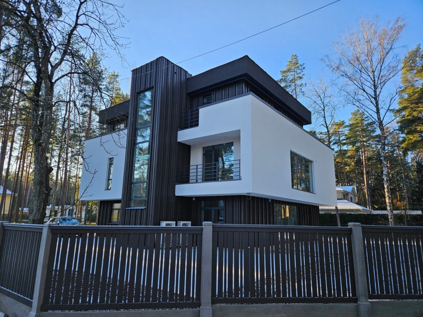 Brīvības 28
