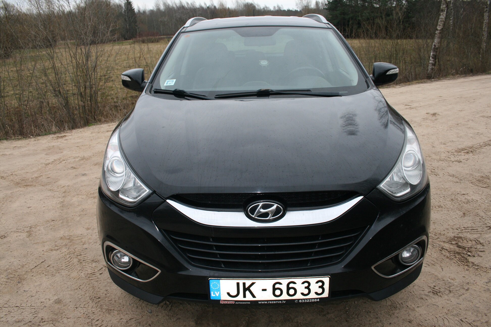 Hyundai x 410