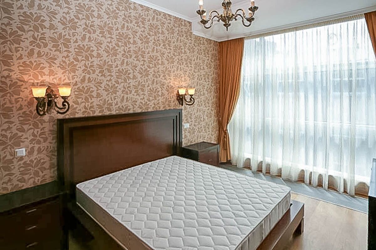 Vaļņu 4