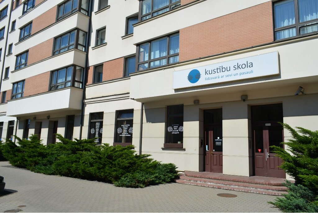 Hospitāļu 8