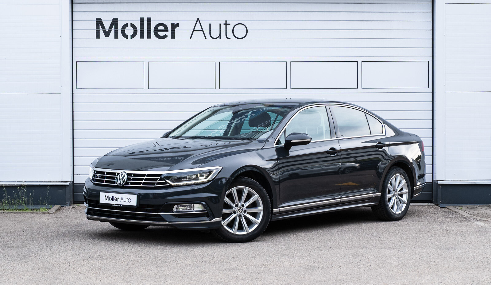Ad Photo