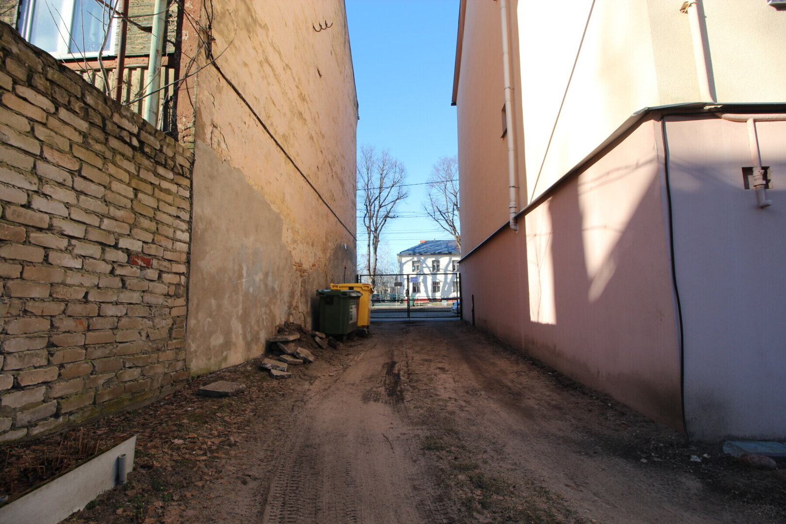 Ropažu 17