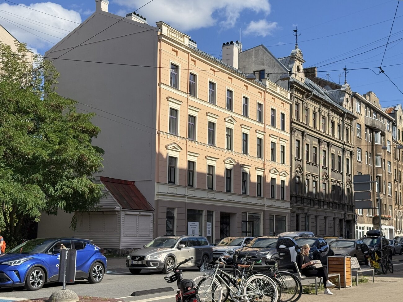 Bruņinieku 41